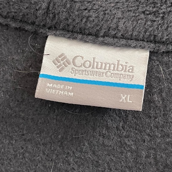 LIKE NEW Columbia Fleece Jacket - Worn Once! - Picture 2 of 2